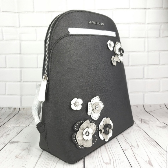 💕LAST ONE💕 Michael Kors Black Emmy Backpack - Picture 2 of 4